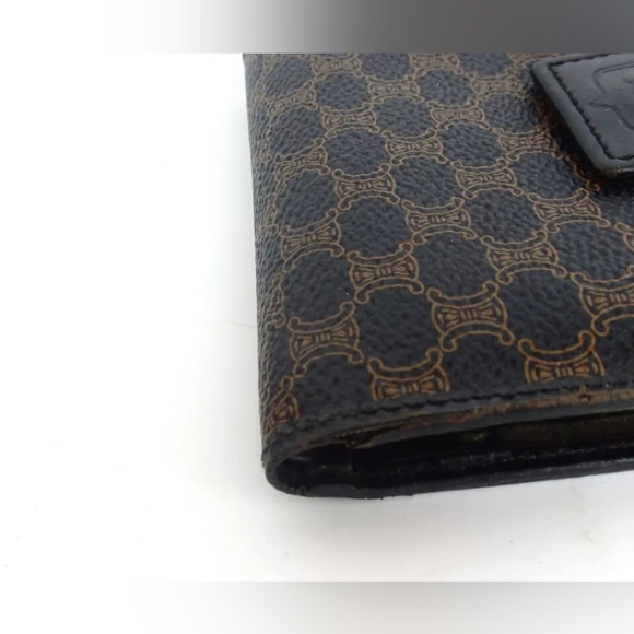 CELINE Macadam Kisslock Leather Bifold Wallet 😍🔥 - Picture 10 of 11